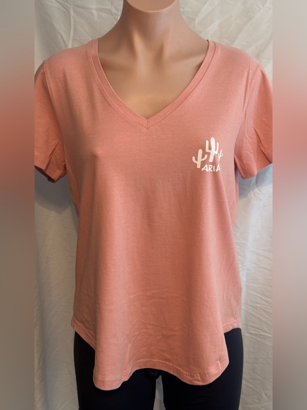 ARIAT Women's V-Neck Western Themed Tee in Dusty Rose